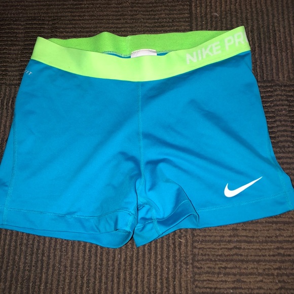 Nike Pants - Nike pros